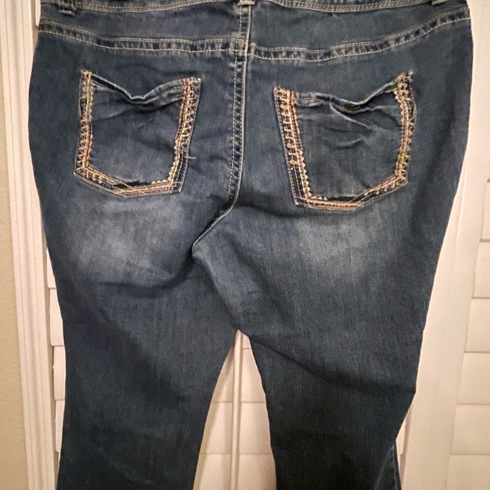 Maurices capri jeans size 20